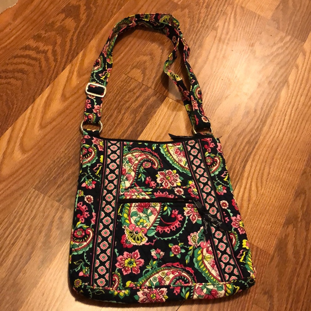 Vera Bradley cross bag
